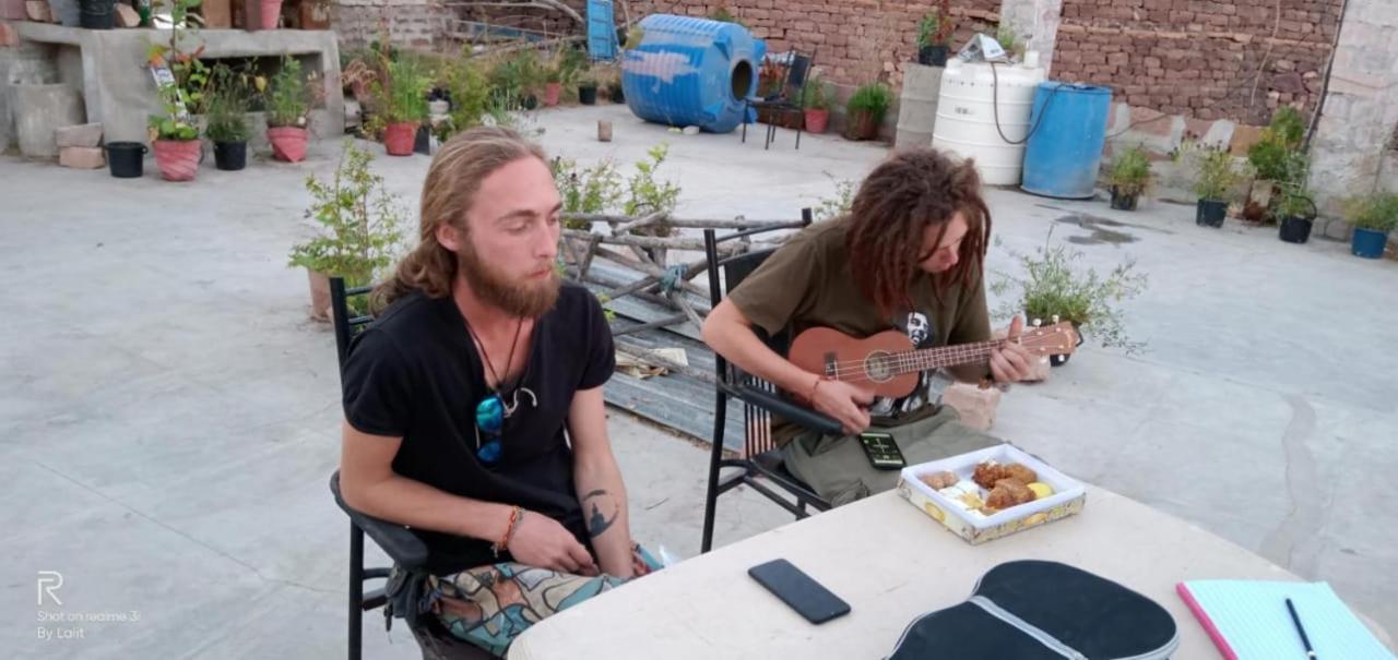 ג'ודפור Ugs Guest House מראה חיצוני תמונה